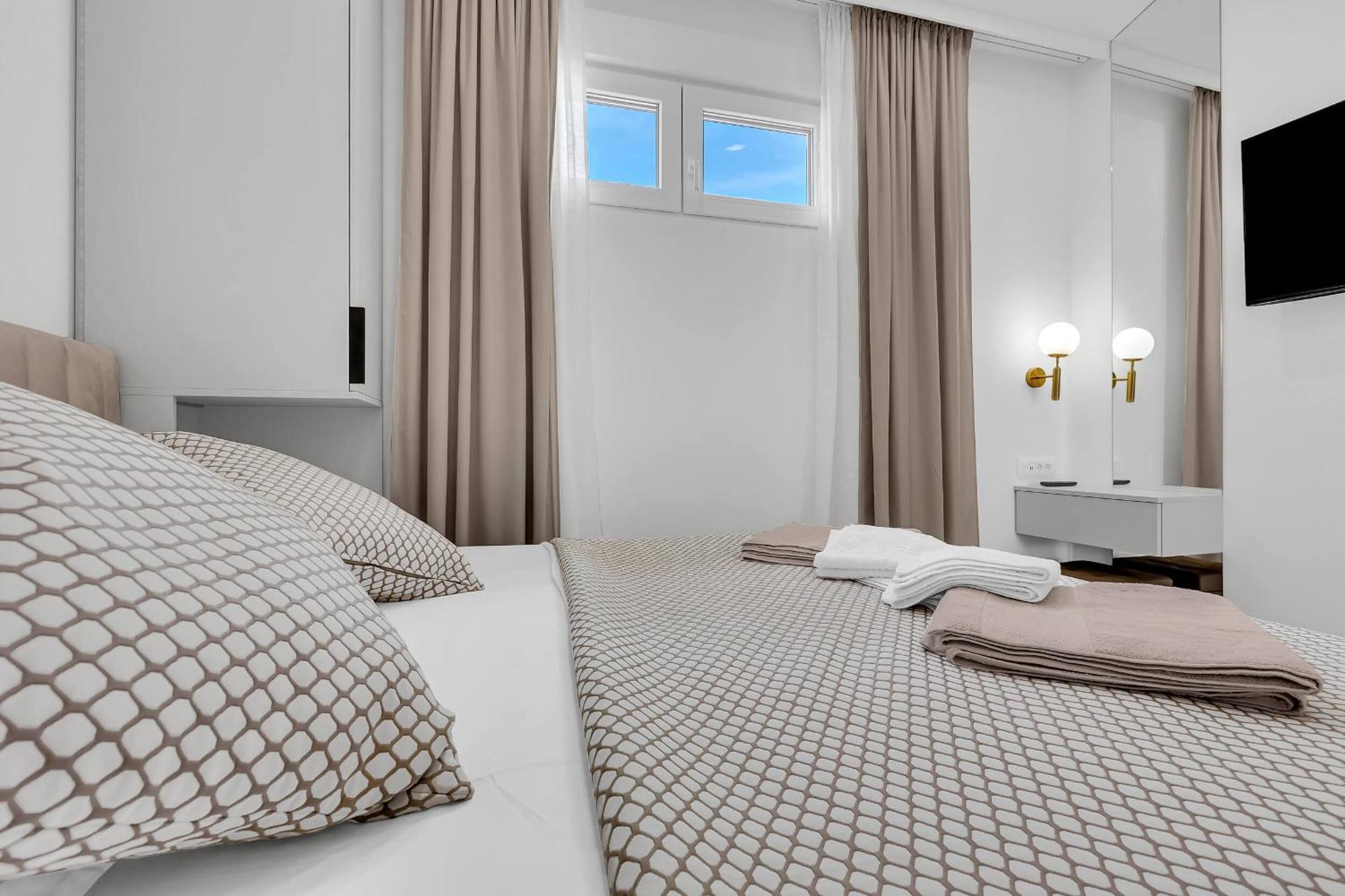 Apartments Luka Makarska Bagian luar foto